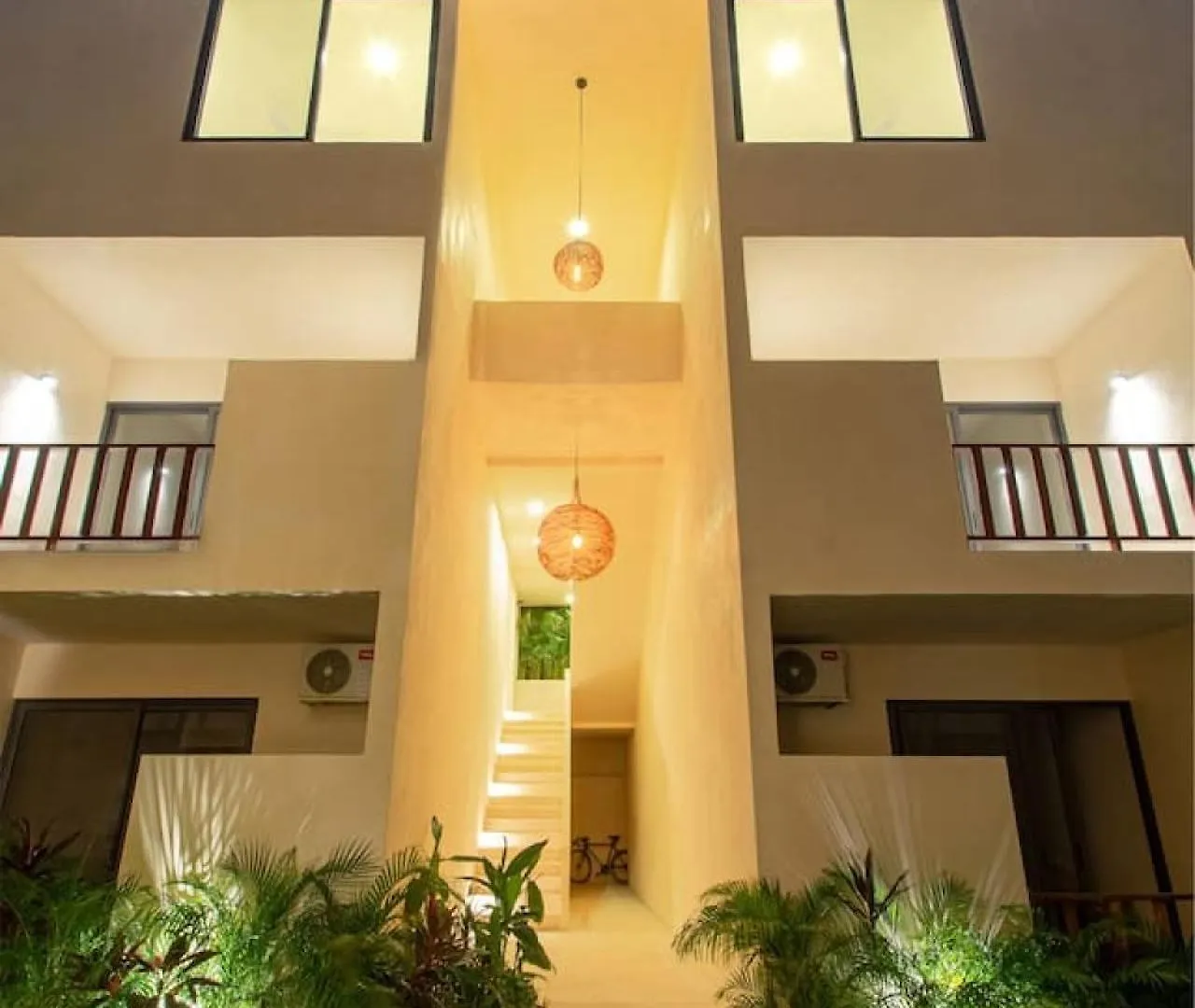 2 Story Penthouse La Veleta 5Br Apartment Tulum