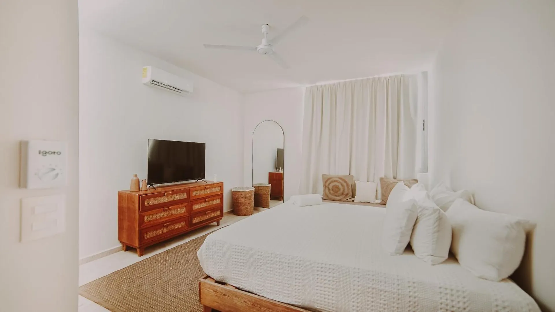 شقة 2 Story Penthouse La Veleta 4Br تولوم