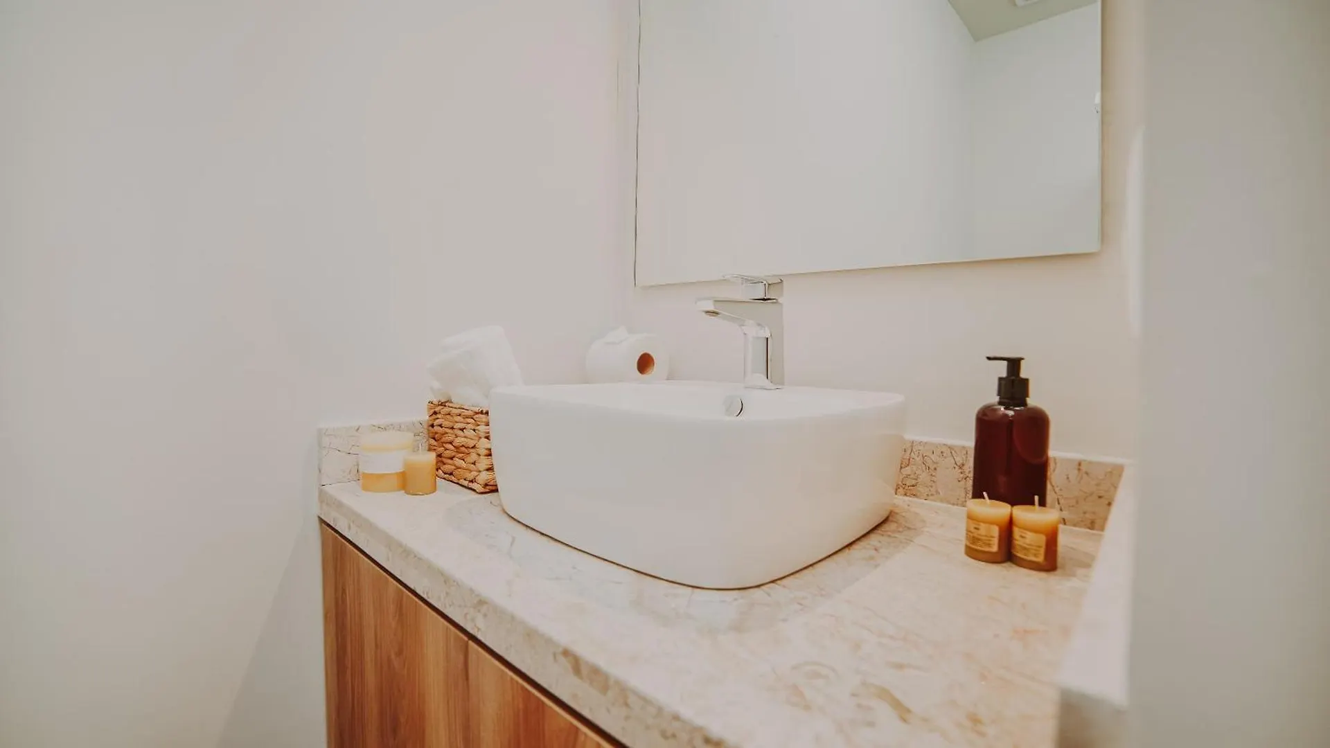 شقة 2 Story Penthouse La Veleta 4Br تولوم