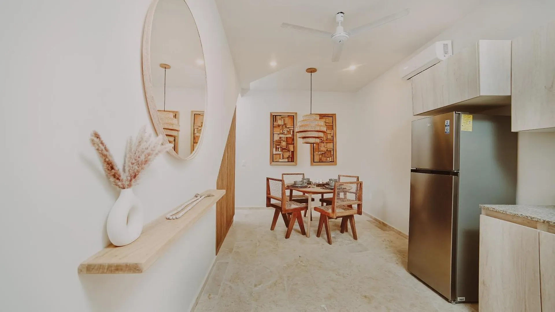 شقة 2 Story Penthouse La Veleta 4Br تولوم 0*,
